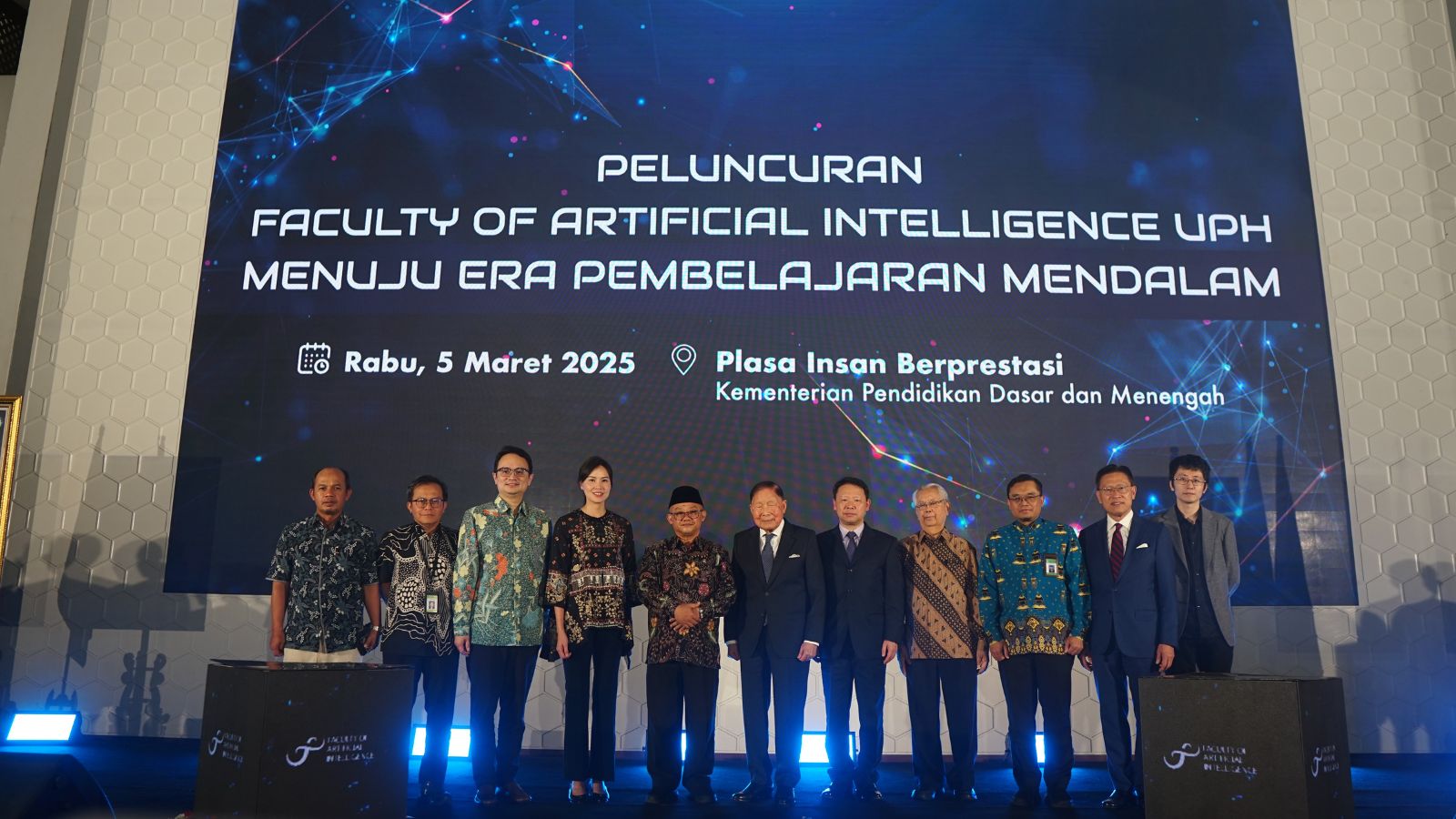 Thumbnail image UPH Resmi Luncurkan Faculty of AI, Persiapkan Generasi Pemimpin Bidang Teknologi AI